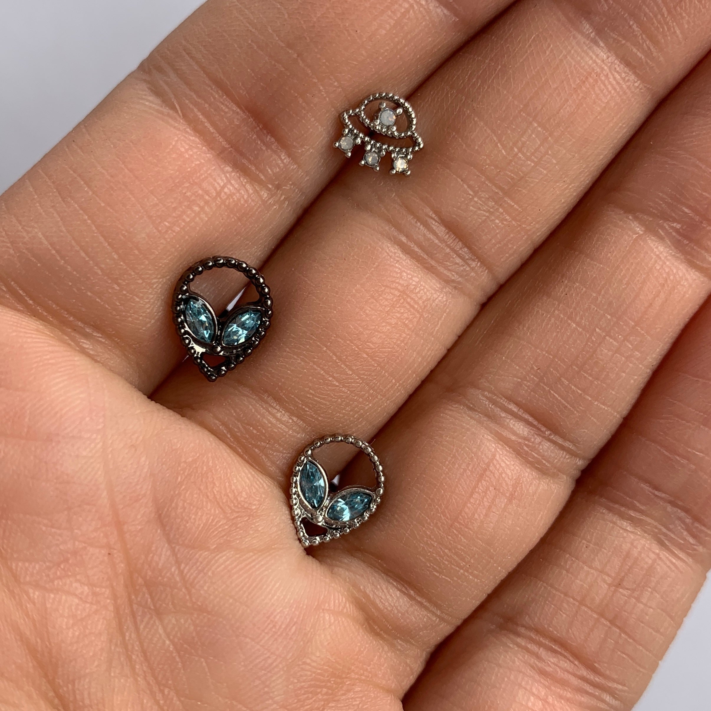 16G 5/16 White Faux Opal UFO Labret Monroe Tragus